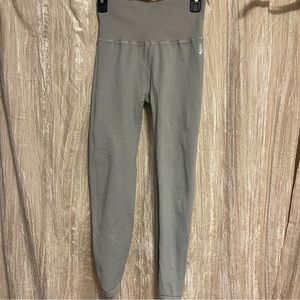 Free people movement leggings size m/l